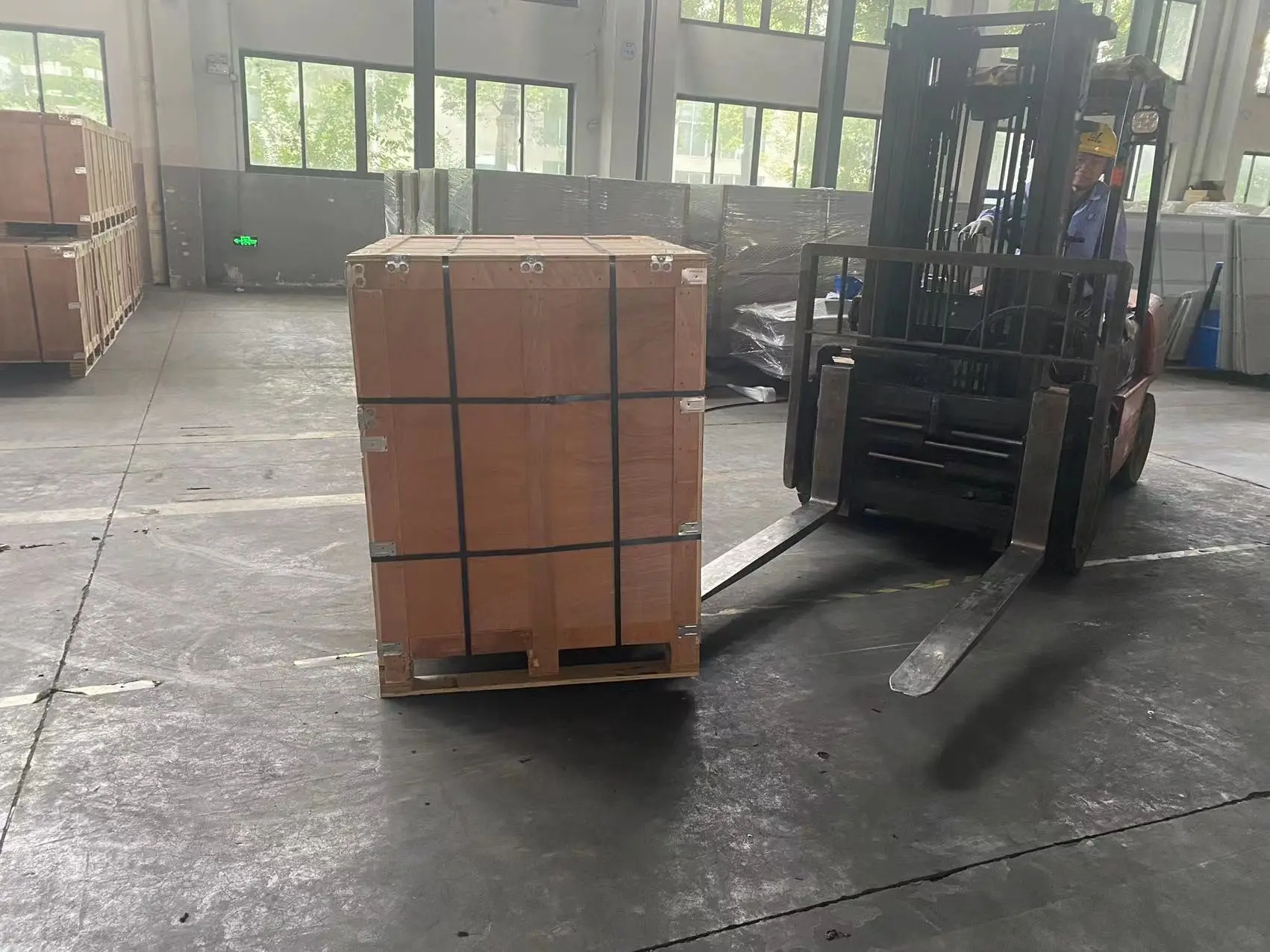 Rail Wooden Crate Packaging Testing